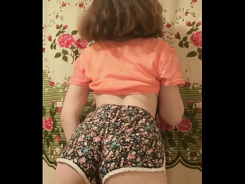 ❤️ सेक्सी युवा बेब अलग करना बंद उसकी शॉर्ट्स पर कैमरा ☑ गुदा वीडियो hi.pornolemon.ru पर